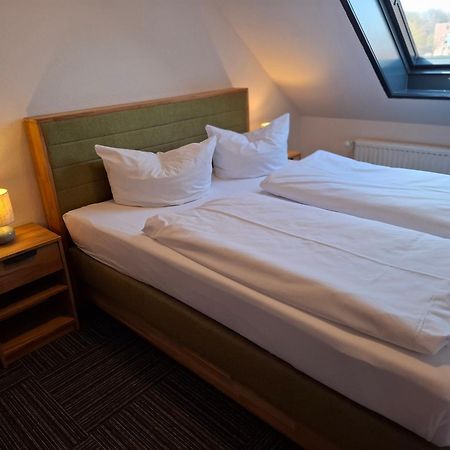 Hotel Am Schwarzen Berg シュターデ エクステリア 写真