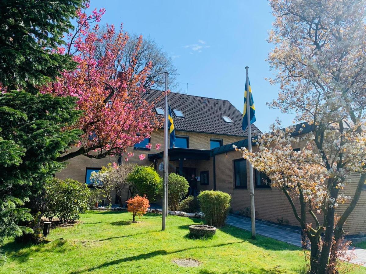 Hotel Am Schwarzen Berg シュターデ エクステリア 写真