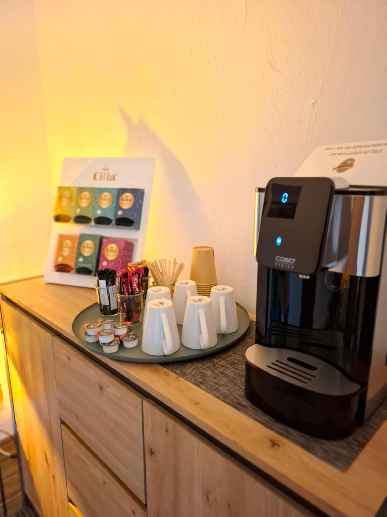 Hotel Am Schwarzen Berg シュターデ エクステリア 写真