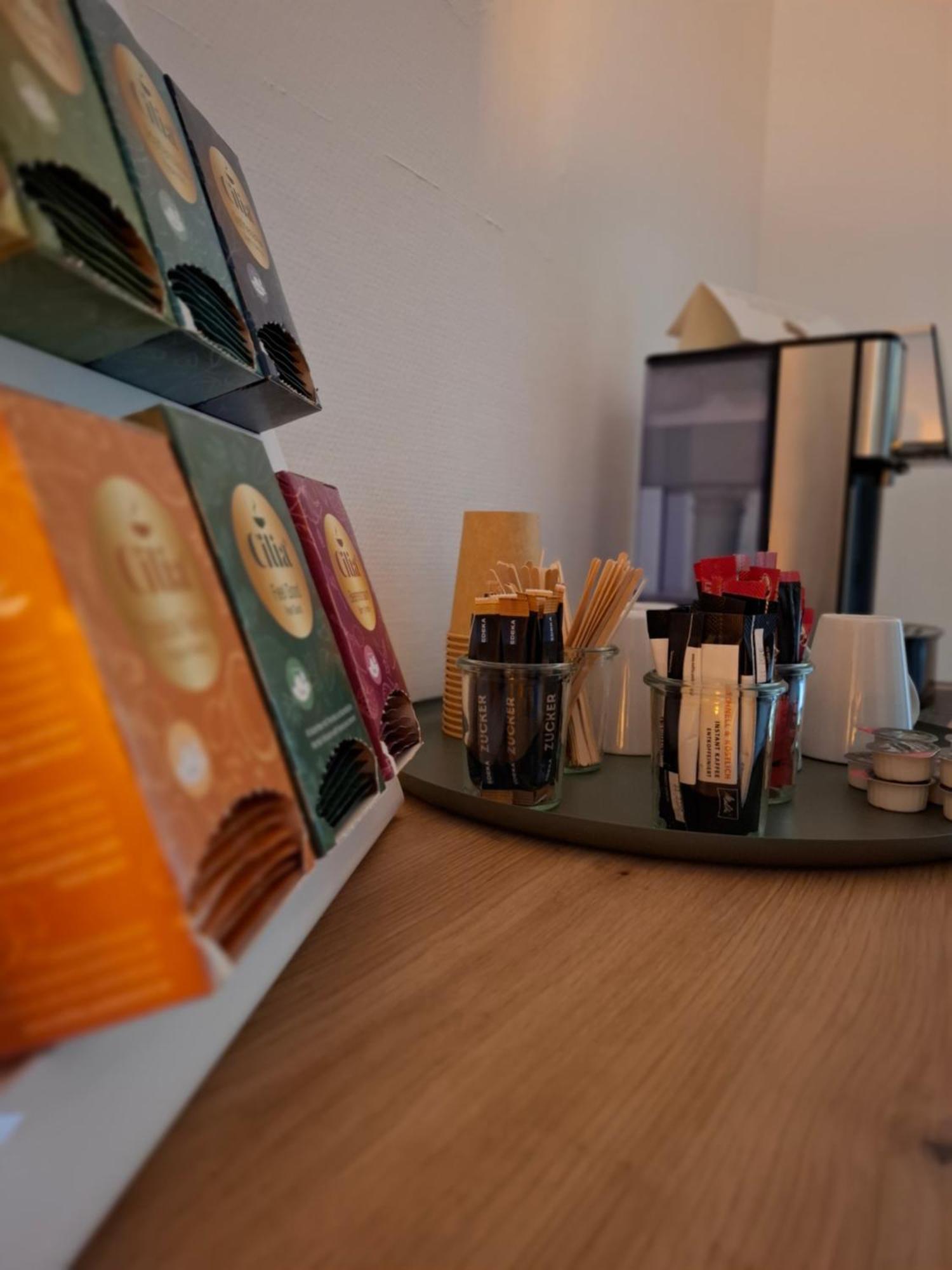 Hotel Am Schwarzen Berg シュターデ エクステリア 写真