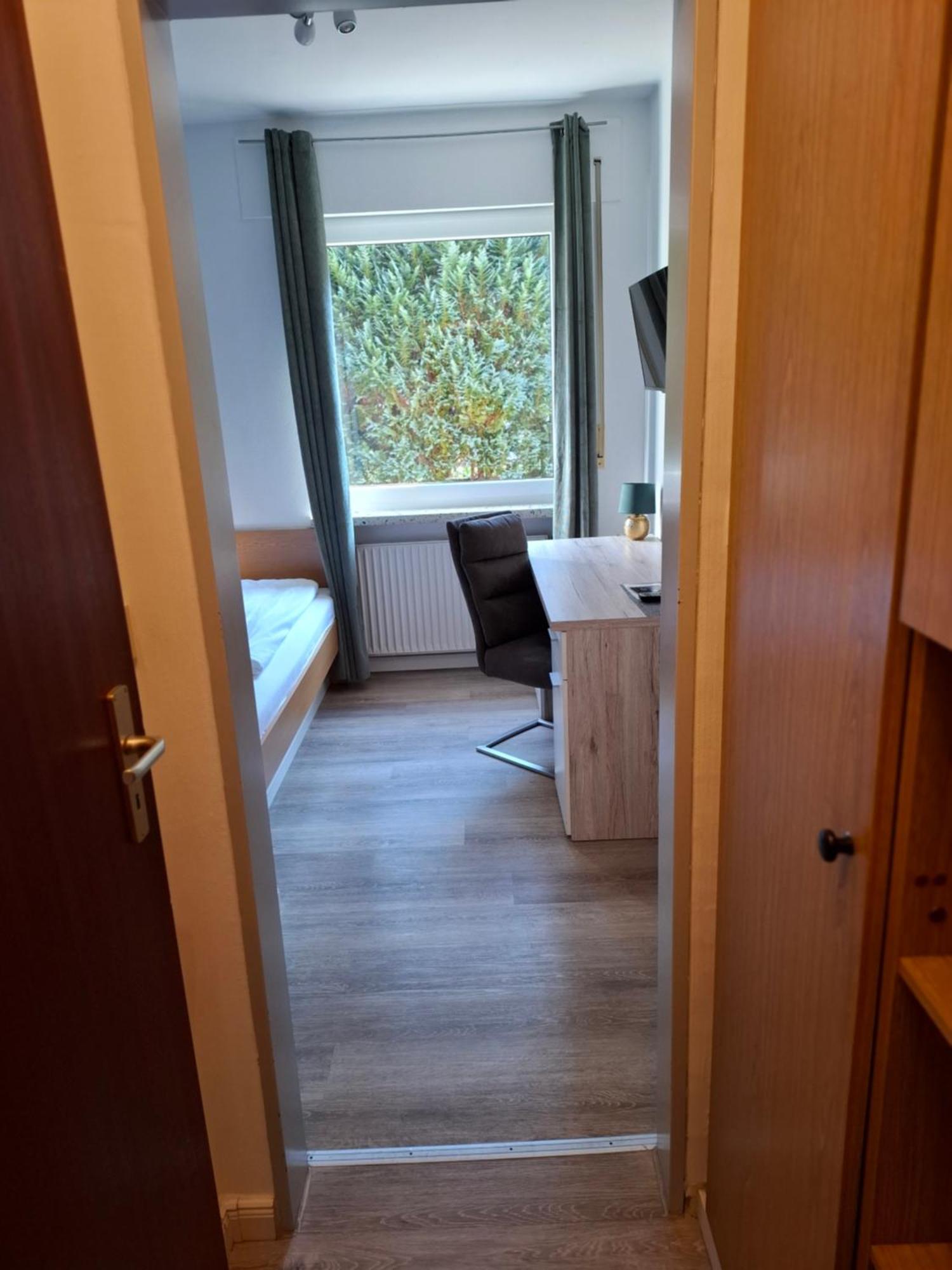 Hotel Am Schwarzen Berg シュターデ エクステリア 写真