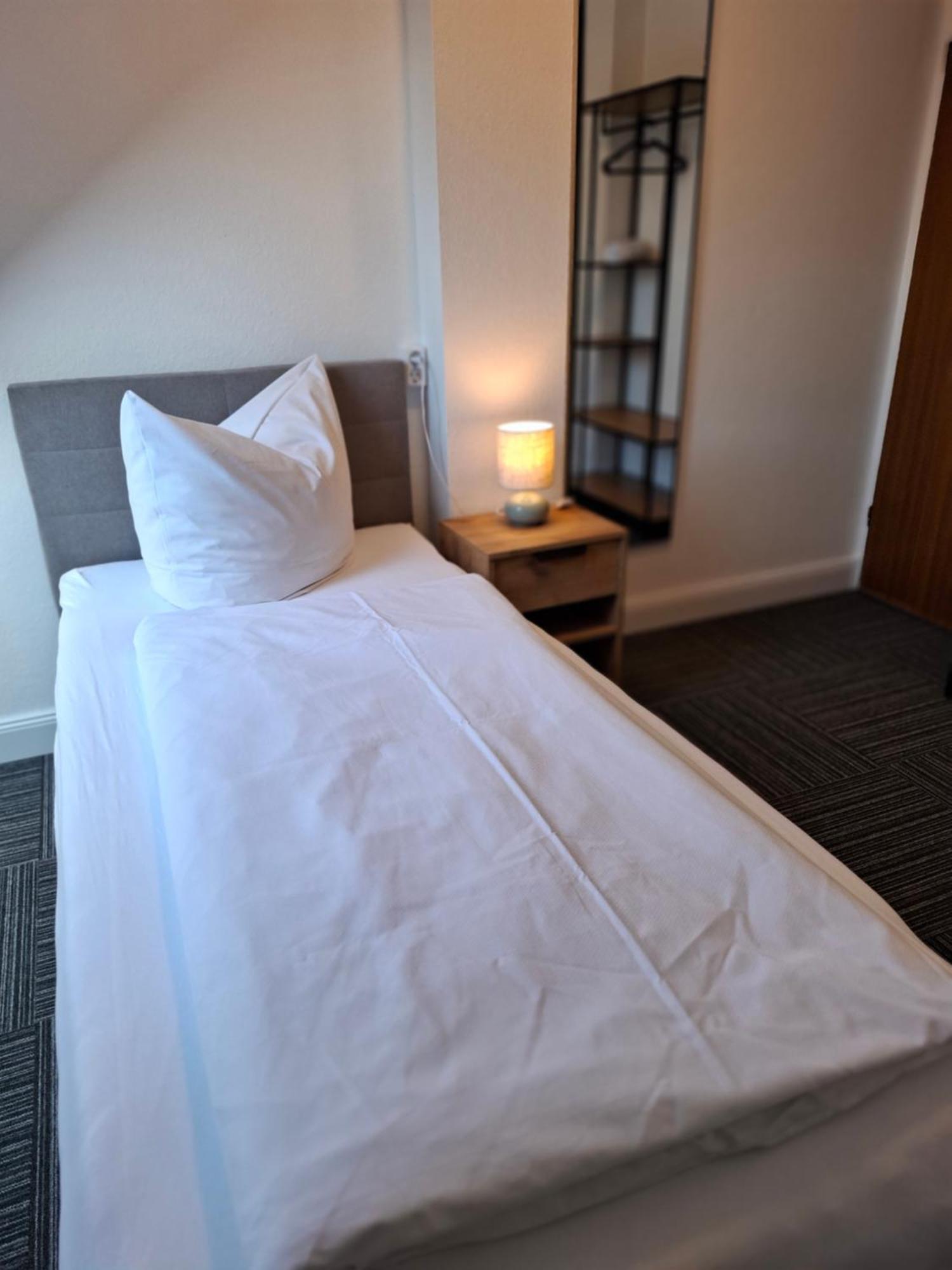 Hotel Am Schwarzen Berg シュターデ エクステリア 写真
